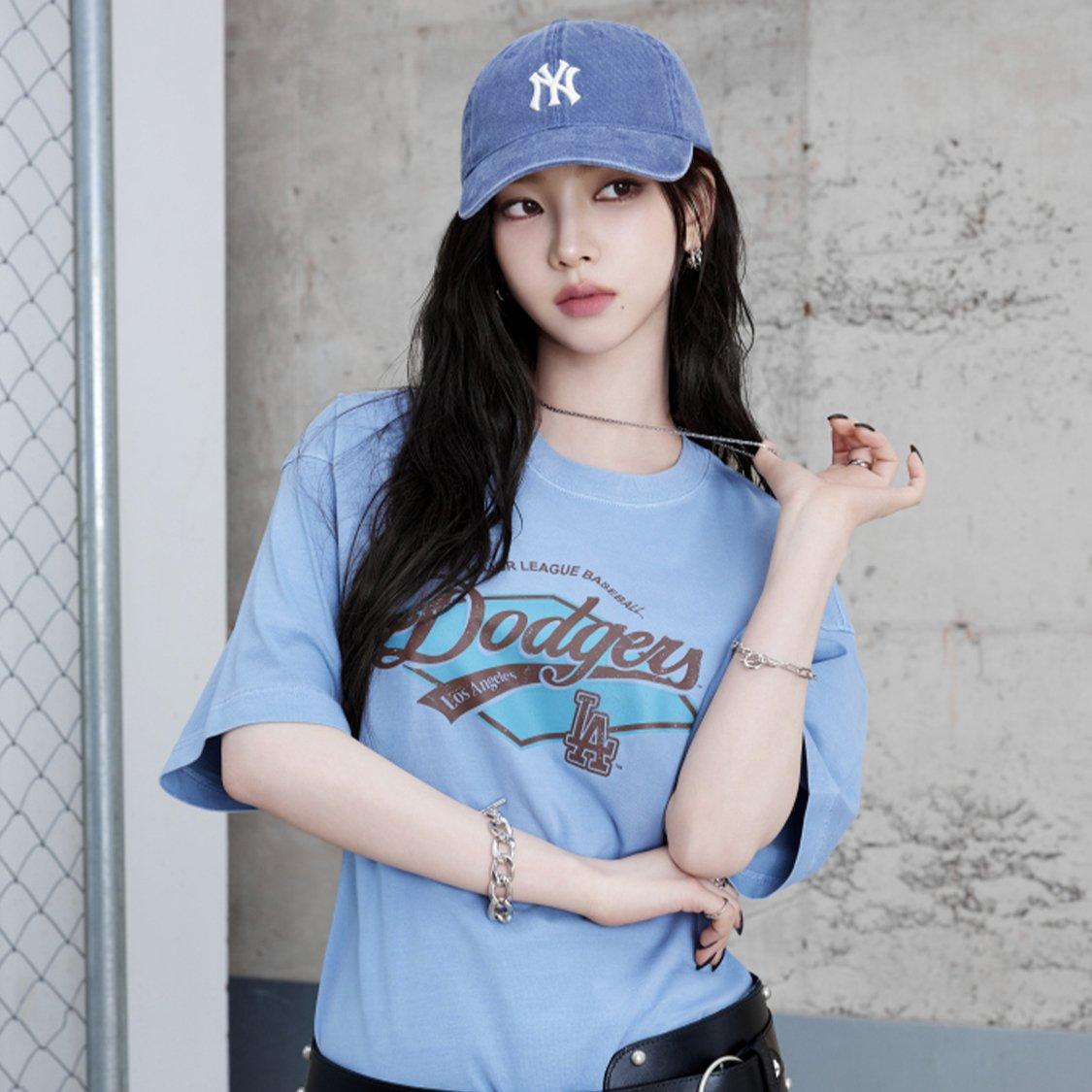 新品⭐韓国限定⭐MLB Korea⭐ Tシャツ Mサイズ モノグラム紺色ネイビー 新品⭐韓国限定⭐MLB Korea⭐ Tシャツ Mサイズ モノグラム紺色